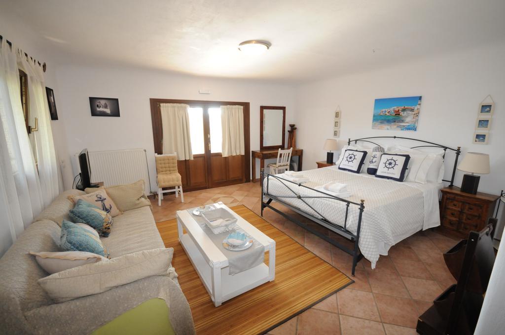 Divers House * Agrari (Mykonos)